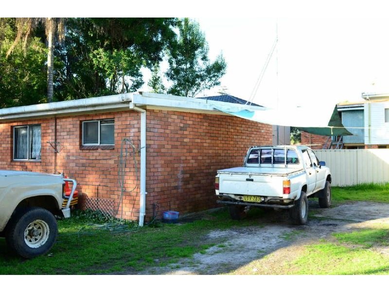 24  Wharf St, Tuncurry NSW 2428