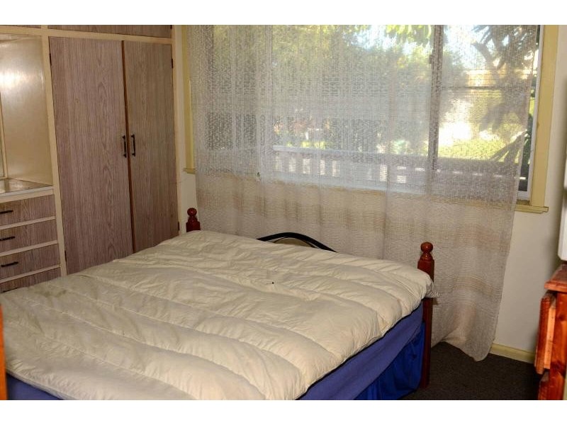 24  Wharf St, Tuncurry NSW 2428