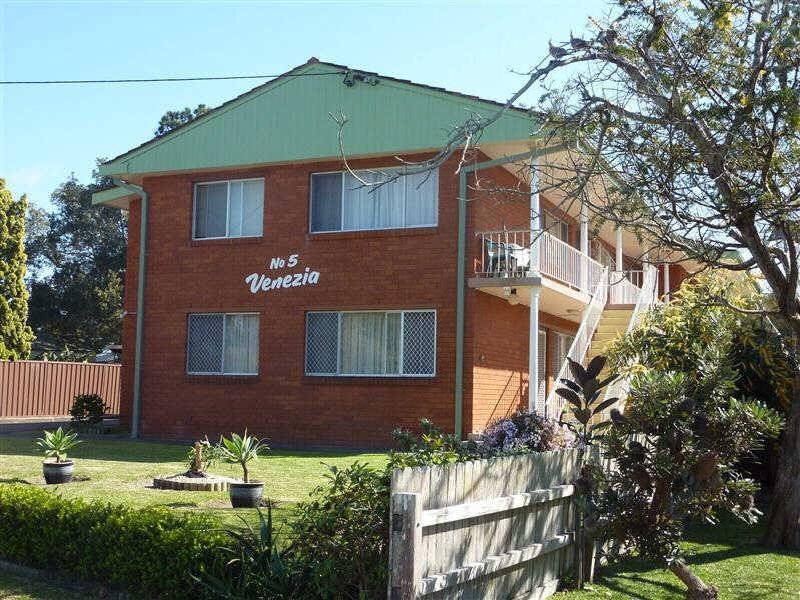 3/5  Maneela  St, Forster NSW 2428
