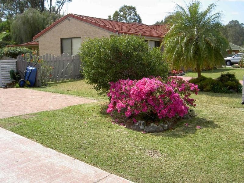 19  Christian Cres, Forster NSW 2428