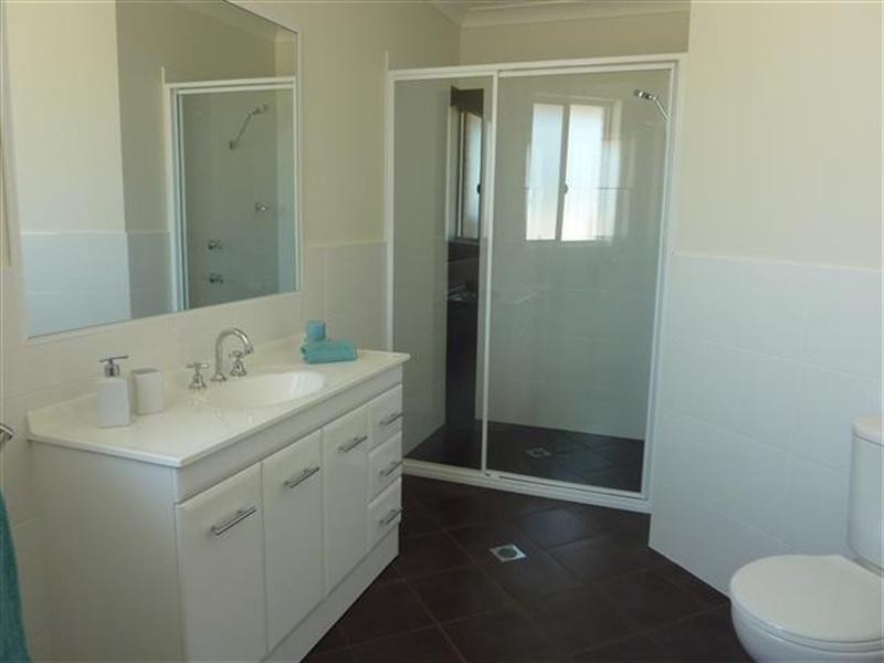 1 & 2/954  Wirrana  Cct, Forster NSW 2428