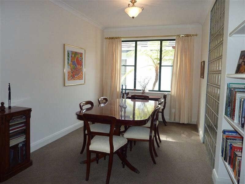 4/2  Breese Pde, Forster NSW 2428