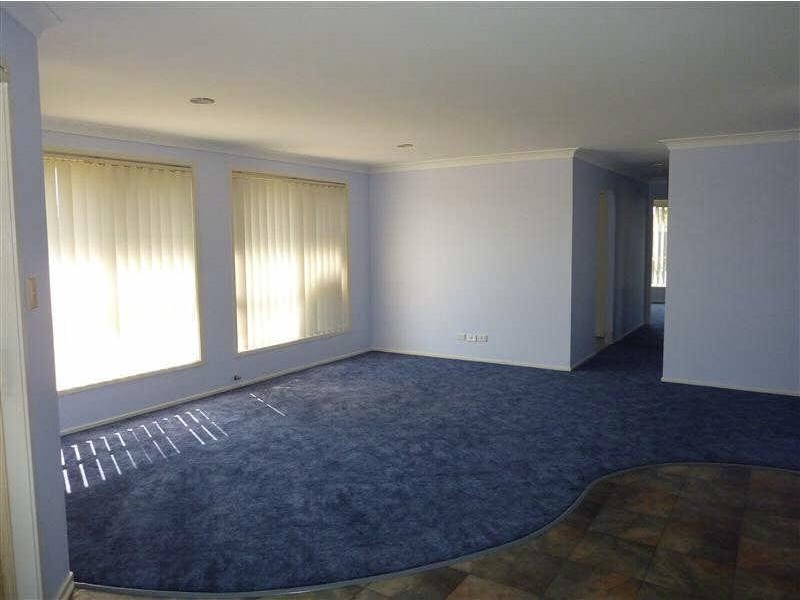 9  Arlington Pl, Forster NSW 2428