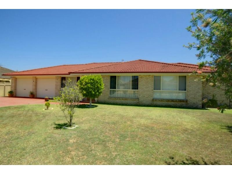 2 Areca Ct, Forster NSW 2428