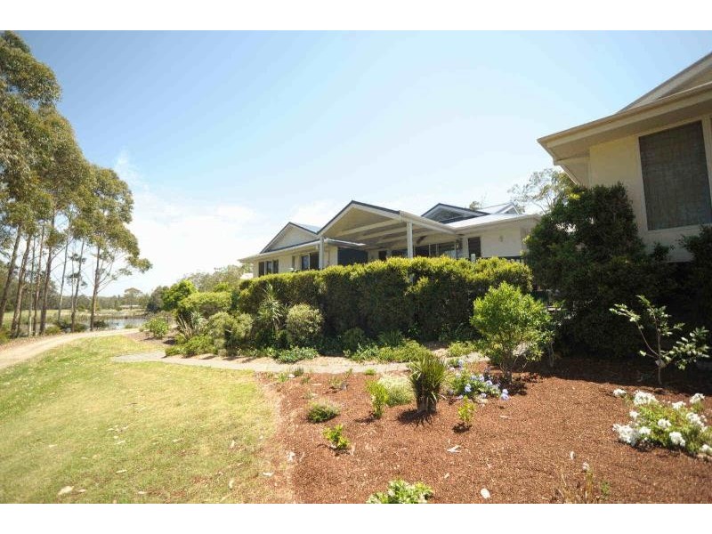 6/17  The BoulevardeLakeside Gdns, Tallwoods Village NSW 2430
