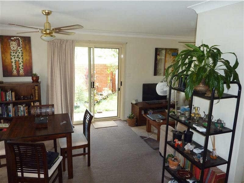 1/49  MacIntosh St, Forster NSW 2428