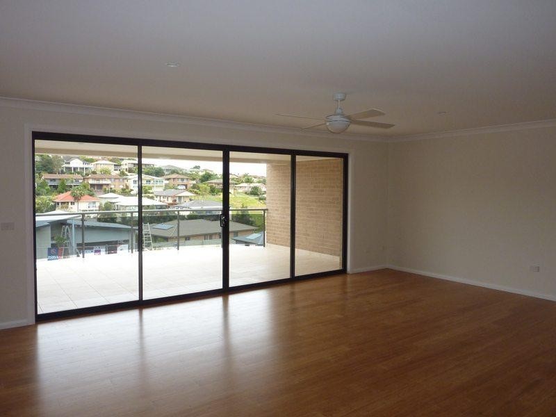 2/15  Pioneer Dr, Forster NSW 2428