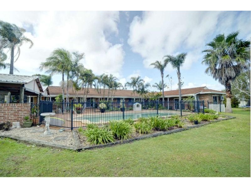 4  Greenfield Cl, Forster NSW 2428