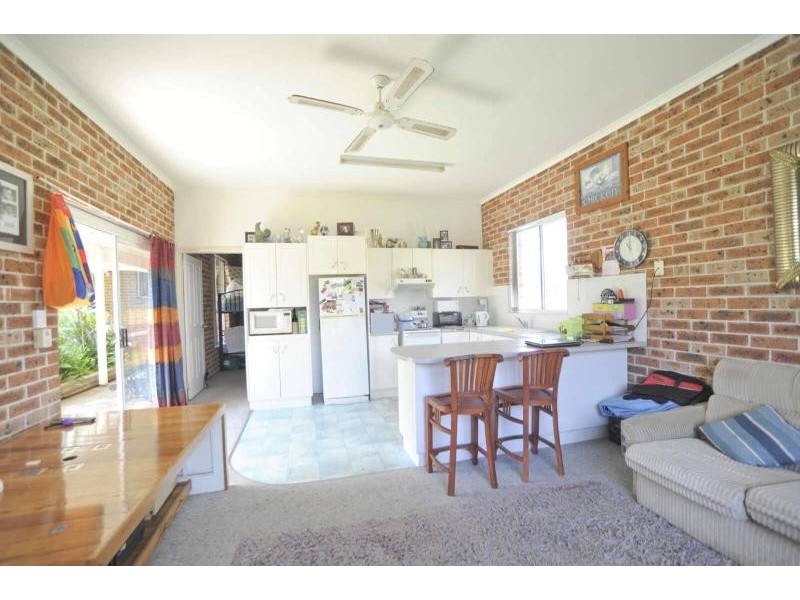 4  Greenfield Cl, Forster NSW 2428