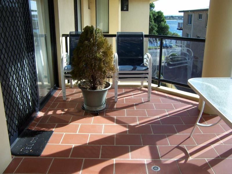 8/84  Little St, Forster NSW 2428