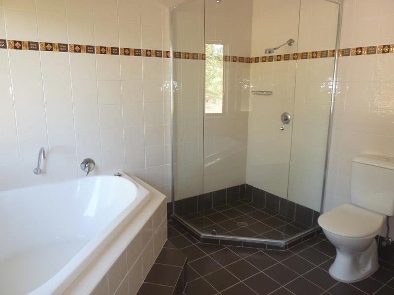6  The GroveTallwoods Vlge, Hallidays Point NSW 2430