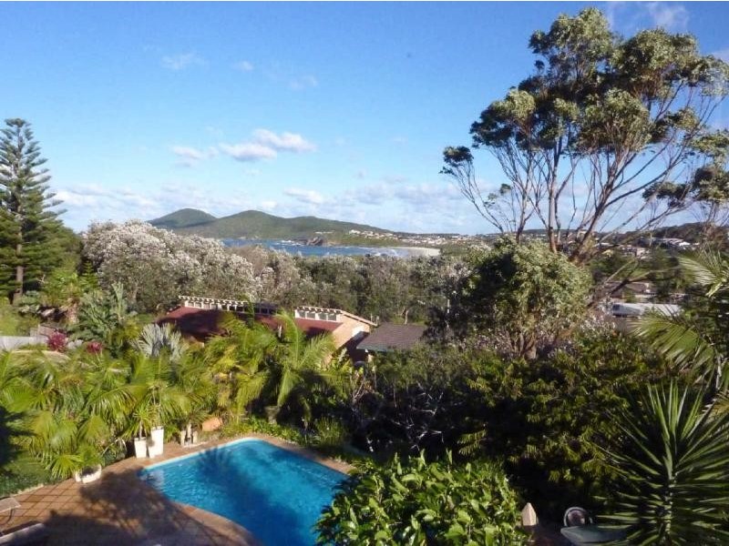 16  Marine Dr, Forster NSW 2428