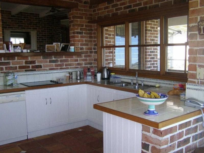 16  Marine Dr, Forster NSW 2428