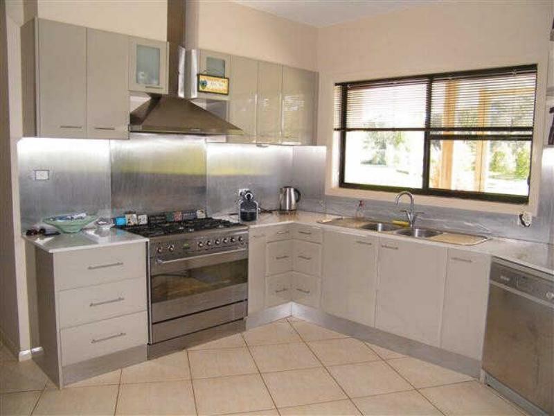 9  Headland Dr, Hallidays Point NSW 2430