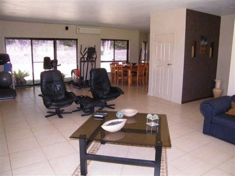 9  Headland Dr, Hallidays Point NSW 2430