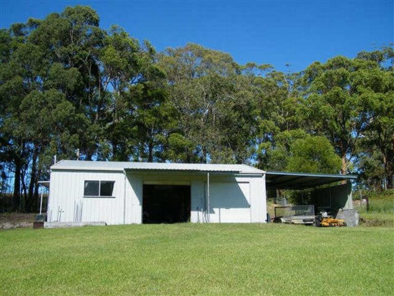 9  Headland Dr, Hallidays Point NSW 2430