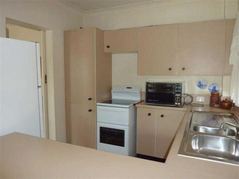 6  Tenerife35-37 Head St, Forster NSW 2428