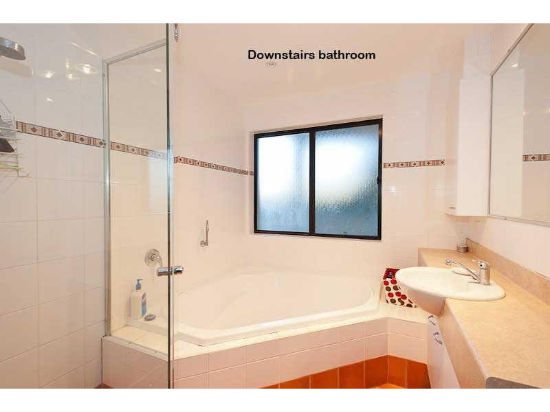 6  The Grove -, Hallidays Point NSW 2430