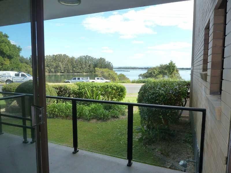 2/76-80 Little  St, Forster NSW 2428