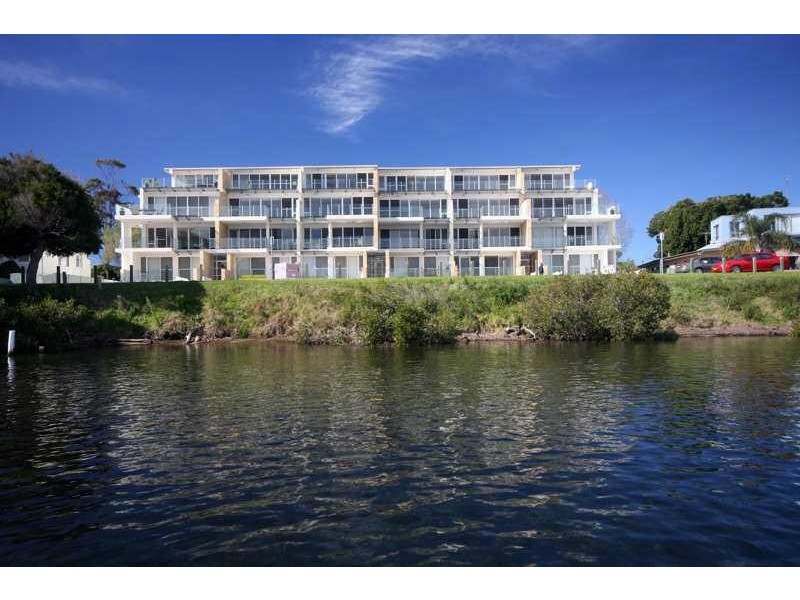 8  Regatta 142 Little St, Forster NSW 2428