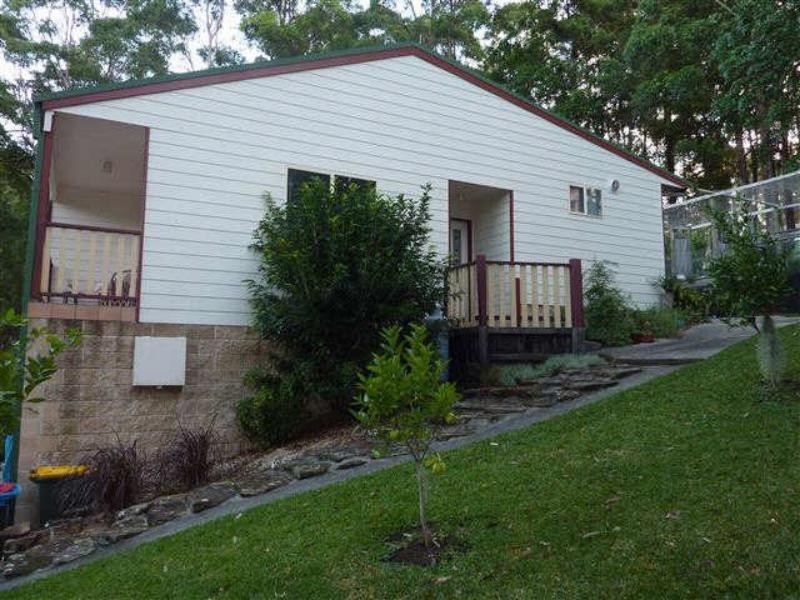 23  Charles St, Smiths Lake NSW 2428