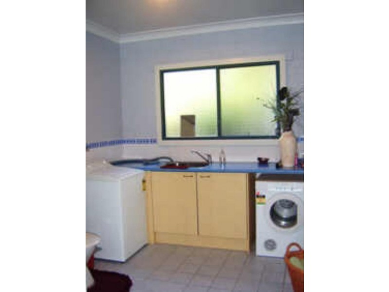 22  Gordon Cres, Smiths Lake NSW 2428