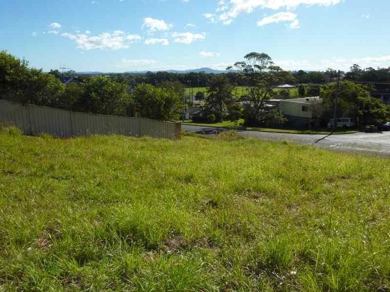 6 Anglers Ave, Forster NSW 2428