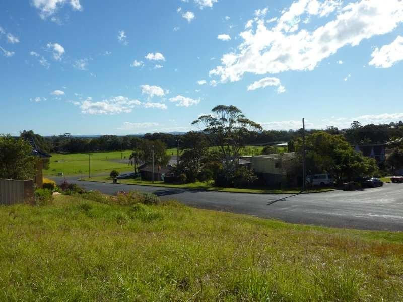 6 Anglers Ave, Forster NSW 2428