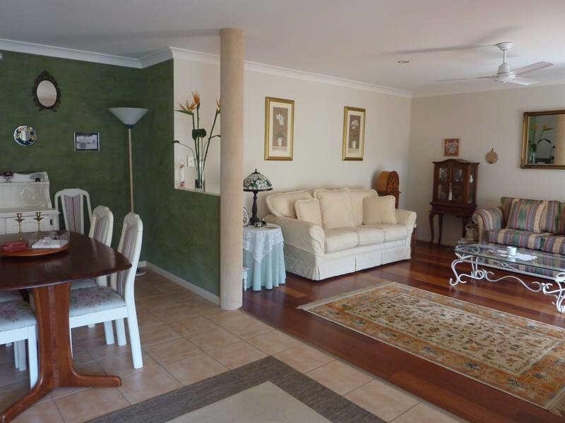 2/1  Lisa Pl, Forster NSW 2428