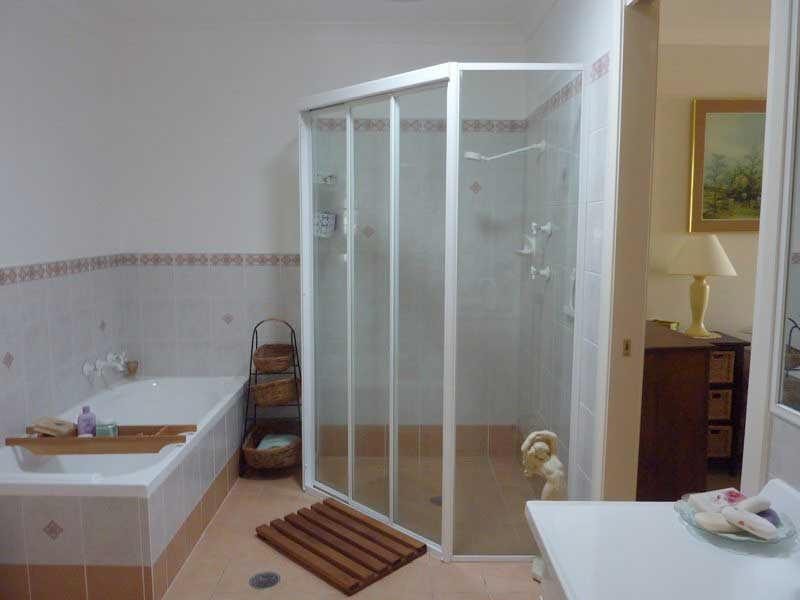 2/1  Lisa Pl, Forster NSW 2428