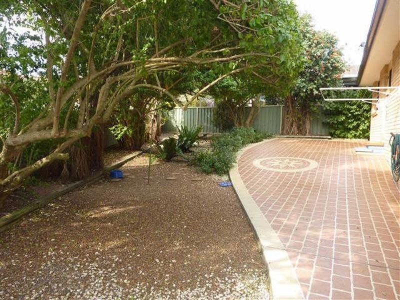 19  Burke Cl, Forster NSW 2428