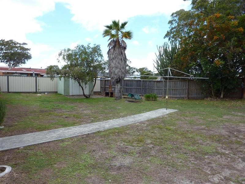 10 Flora Pde, Tuncurry NSW 2428