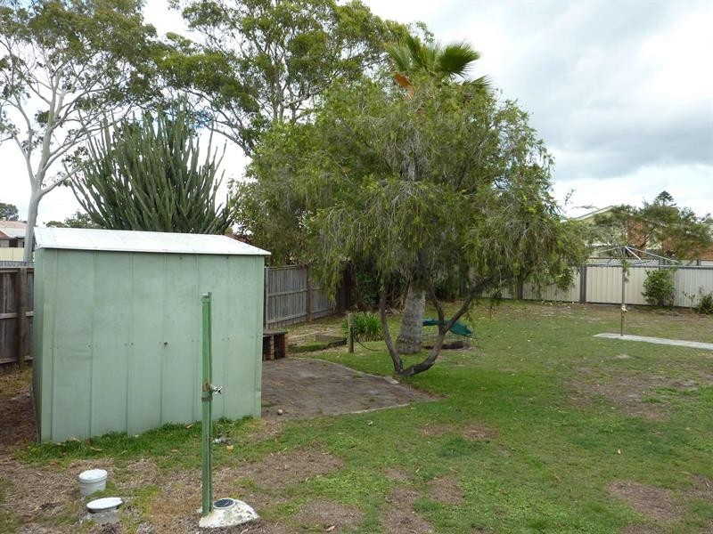 10 Flora Pde, Tuncurry NSW 2428