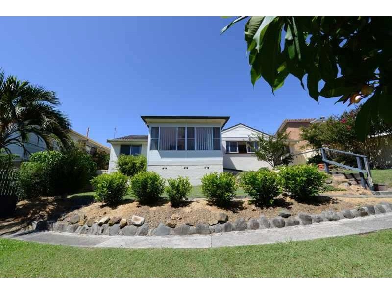 14 Churchill Rd, Forster NSW 2428