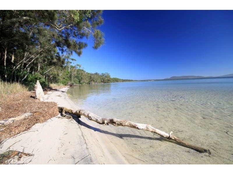 99  Green Point Dr, Green Point NSW 2428