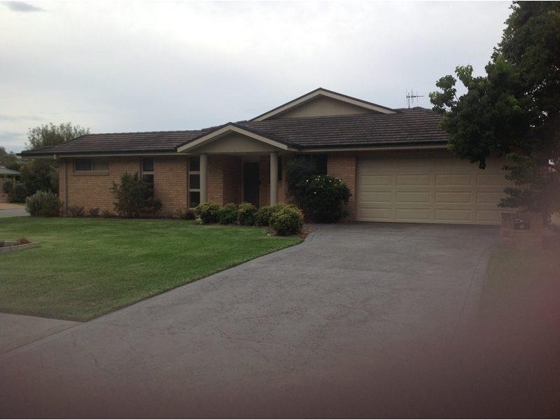 1/12 Southern Pkwy, Forster NSW 2428