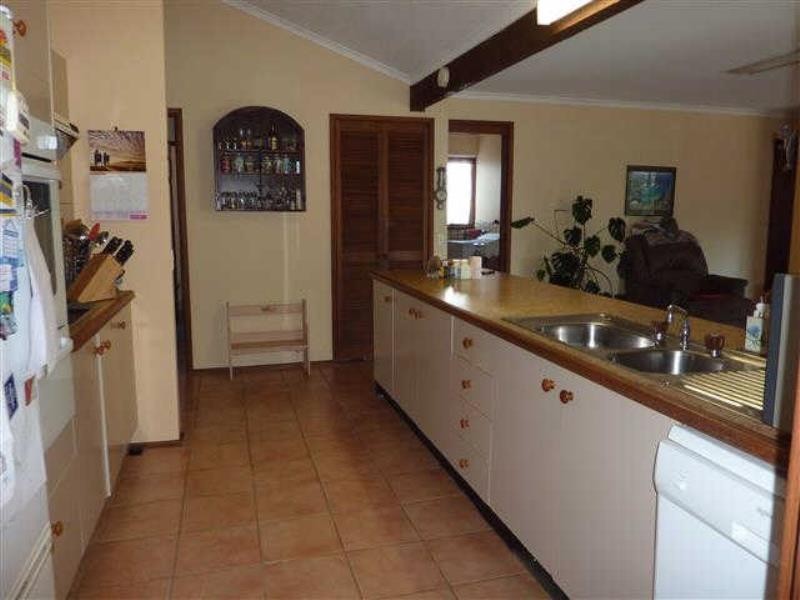 19  Discovery Dr, Forster NSW 2428