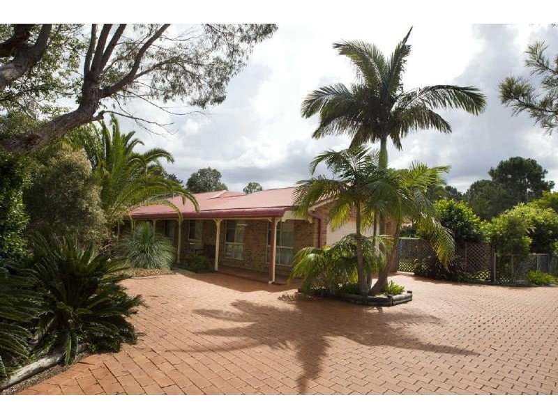 4  Gunsynd Cl, Tuncurry NSW 2428
