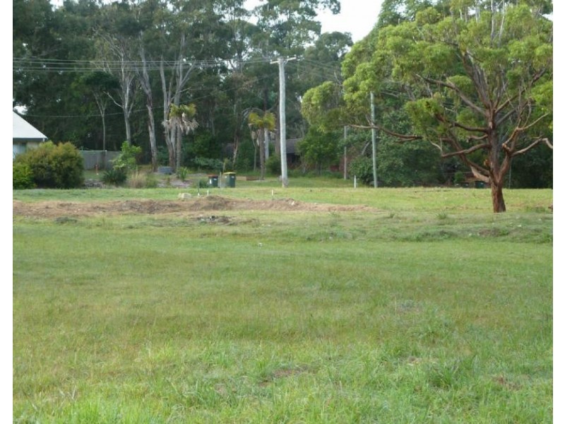 1 Orange Gr, Smiths Lake NSW 2428