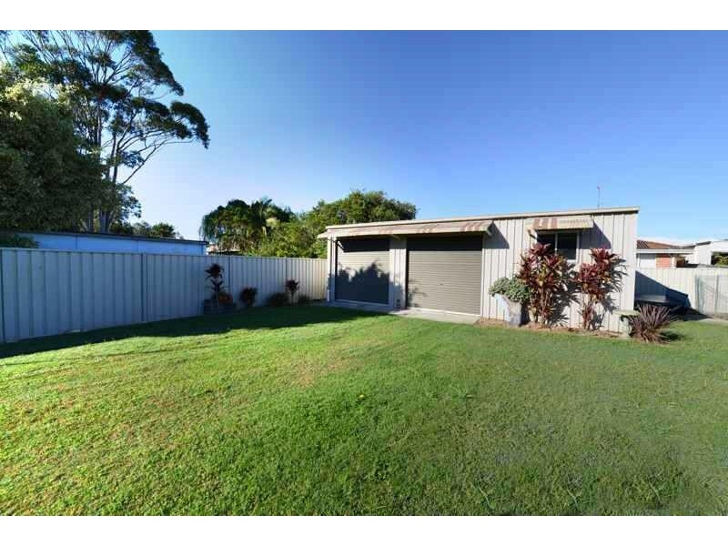 16  Toby St, Forster NSW 2428
