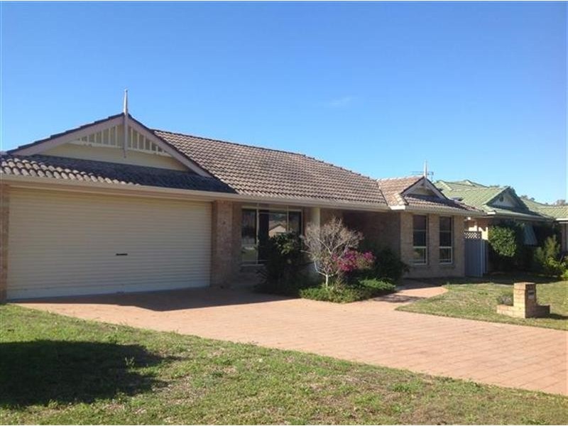 13  Oasis Pde, Tuncurry NSW 2428