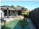 2/5  Chusan Pl, Forster NSW 2428