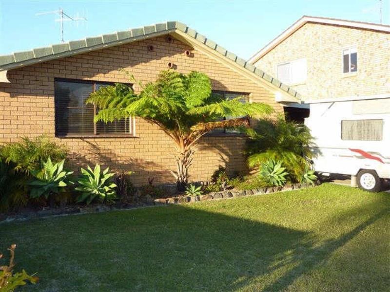 15  Cavill Ave, Forster NSW 2428