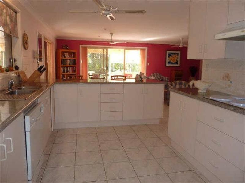 52  Seabreeze Pde, Green Point NSW 2428