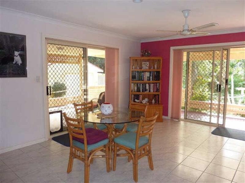 52  Seabreeze Pde, Green Point NSW 2428