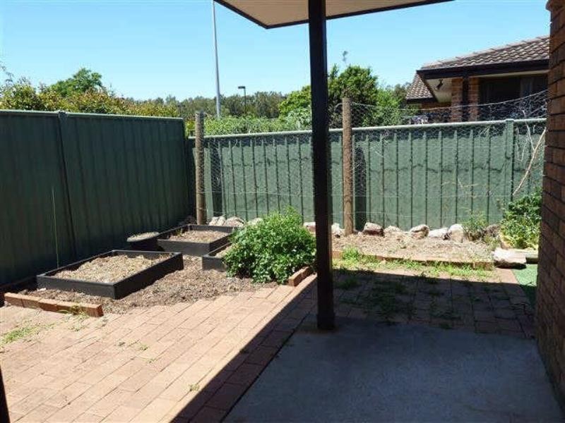 3/10  Cross St, Forster NSW 2428