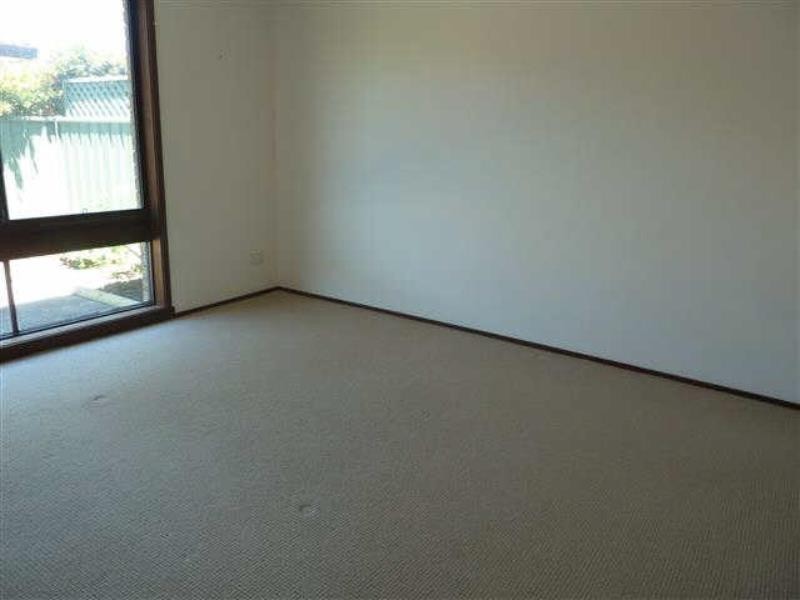 3/10  Cross St, Forster NSW 2428