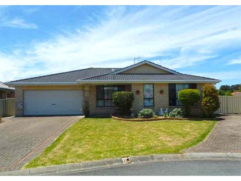 2  Arenga Cct, Forster NSW 2428