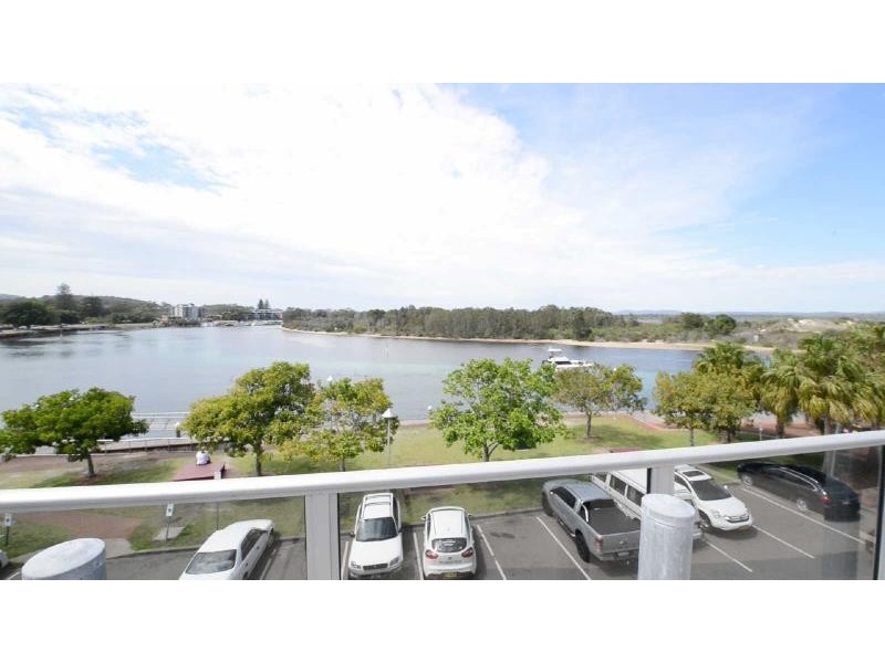 10/24  Wharf St, Forster NSW 2428