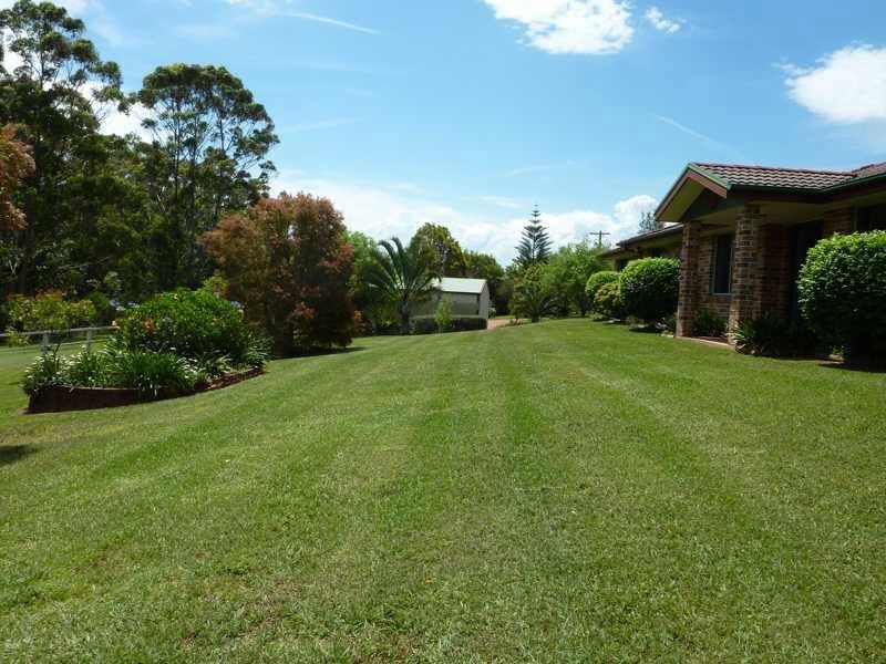 7  Majestic Pl, Diamond Beach NSW 2430